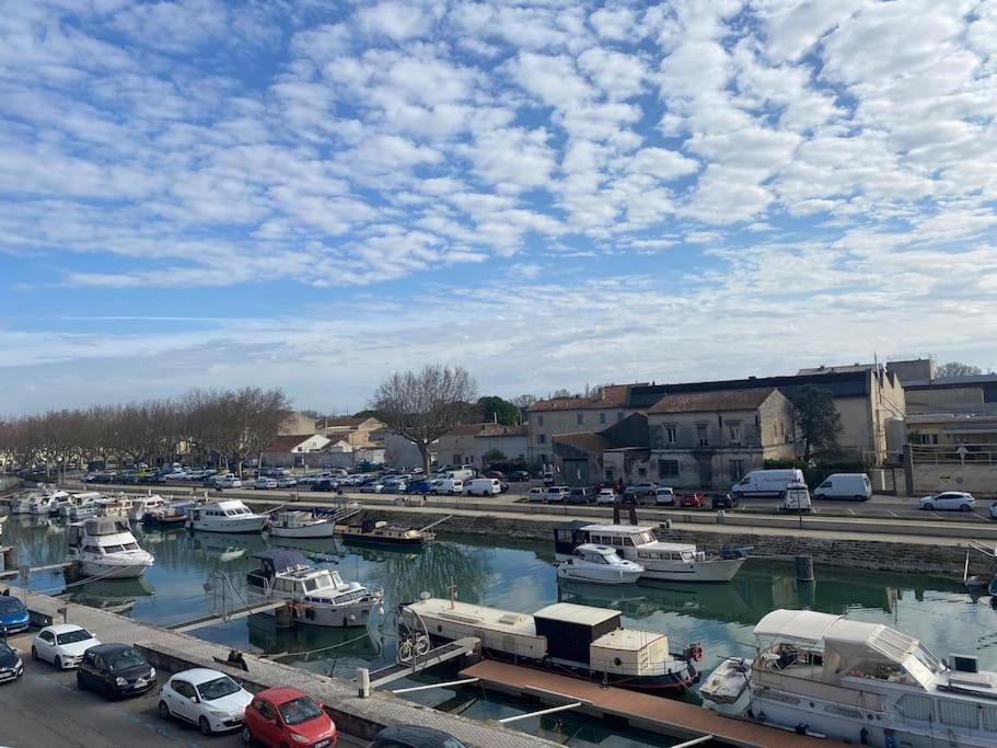 Appartement Belle-Vue Beaucaire  Eksteriør bilde