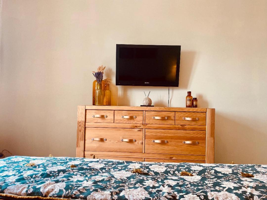 Appartement Belle-Vue Beaucaire  Eksteriør bilde